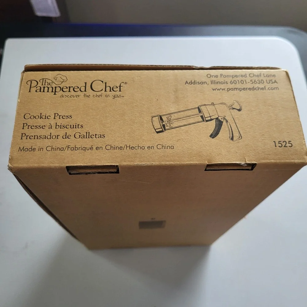 Pampered Chef Cookie Press #1525 Complete w/ 16 Discs Original Box & Instruction